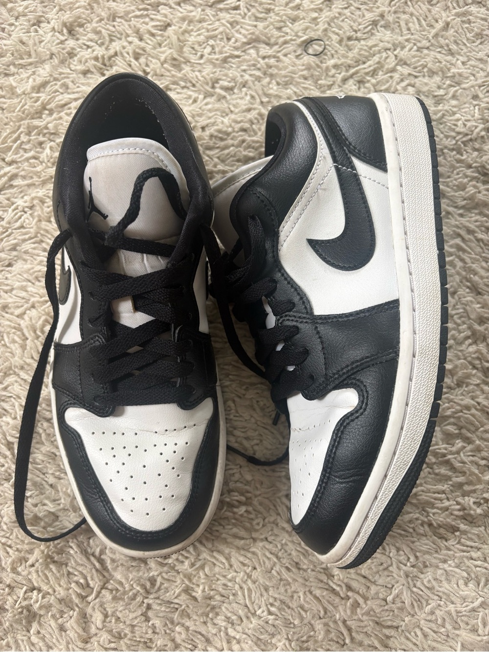 Jordan Low Top Sneakers - Black & White